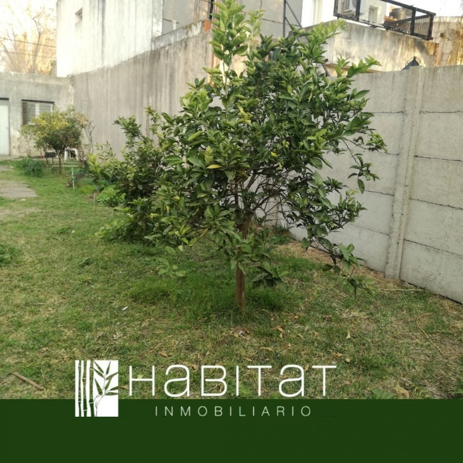 CASA EN VENTA  PATIO LOCAL COCHERA APTA CREDITO HIPOTECARIO VENDIDA