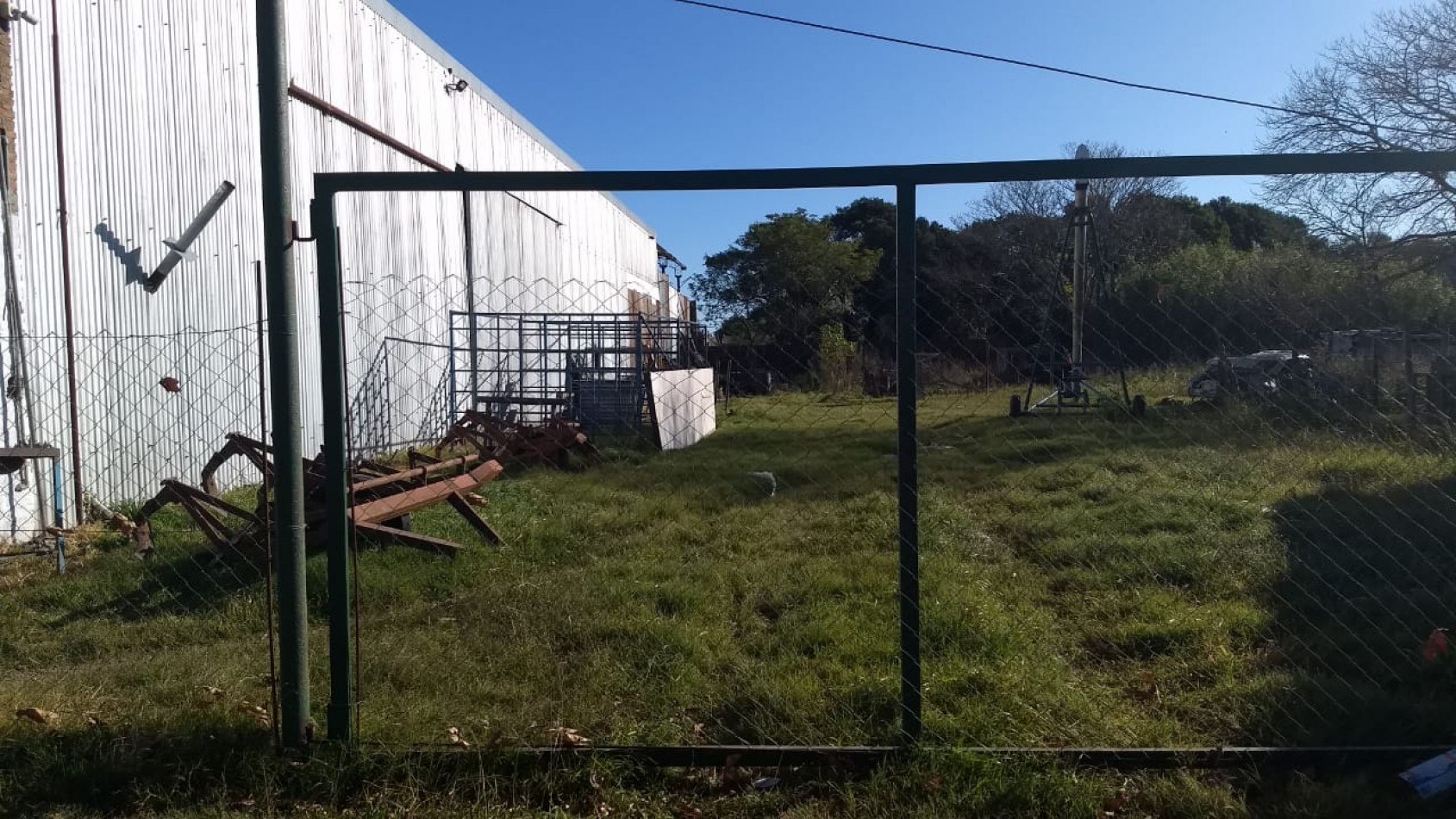 EN VENTA GALPON INDUSTRIAL CON PUENTE GRUA